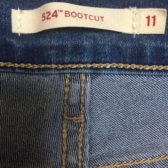 Levi’s Big Booty Stretch Jeans! Hugs curves! - Picture 5 of 5